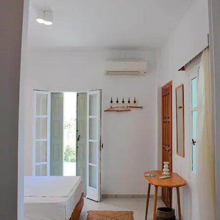 Lithi Stylish Apartments- Eco Luxury * Tripití